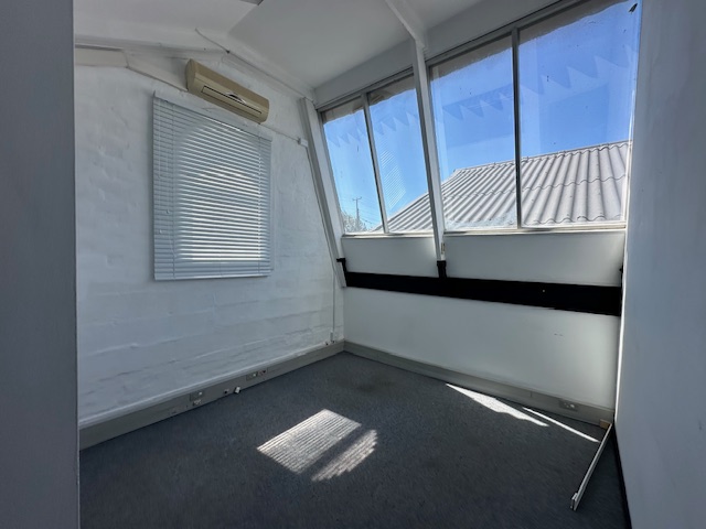 To Let Commercial Property for Rent in Observatory Western Cape